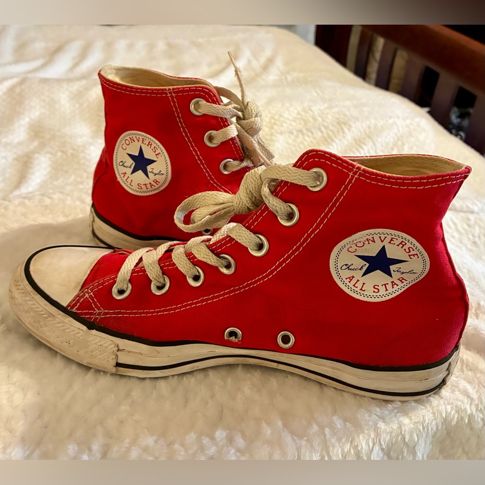 Converse Chuck Taylor Red Canvas High Top Sneakers Skate Punk Grunge Street Sz 7 - Picture 2 of 12